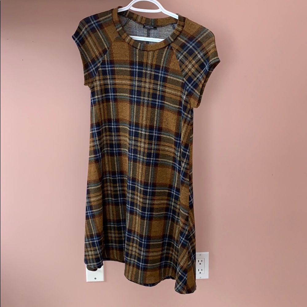 Plaid Dress | t-shirt
